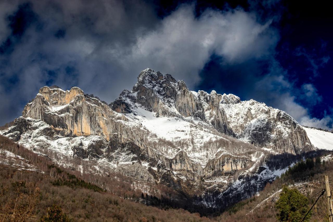 Appartamento Vue Du Gar Saléchan Esterno foto