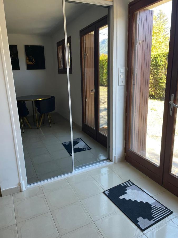 Appartamento Vue Du Gar Saléchan Esterno foto